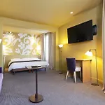 黄金酒店