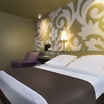 Gardette Park Hotel 4*
