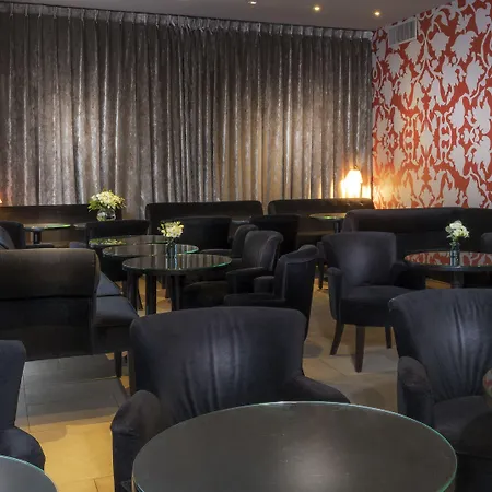 ガーデン ホテル パリ