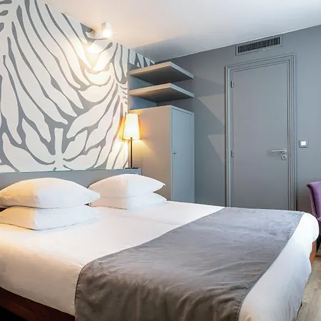 Gardette Park 4*