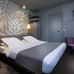 Gardette Park 4*