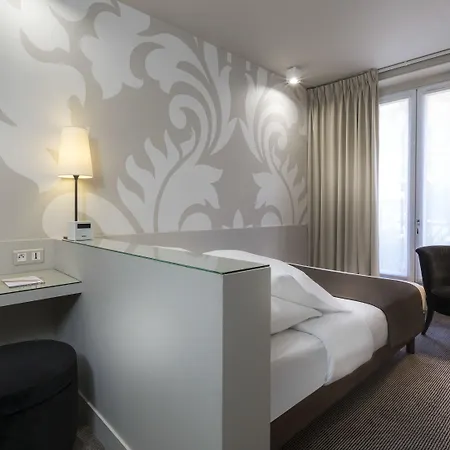 Gardette Park 4*